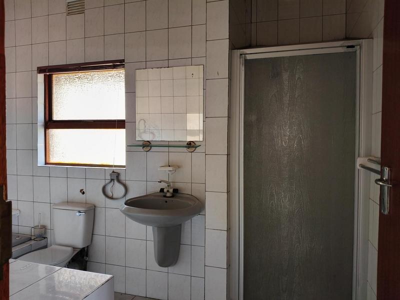 5 Bedroom Property for Sale in Oatlands North Eastern Cape